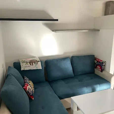 House Lovre Semesterbostad